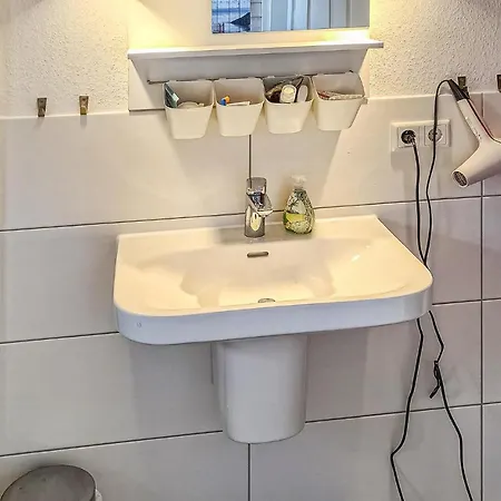 Cozy In Krems Iiwarderbrueck 펜션 *